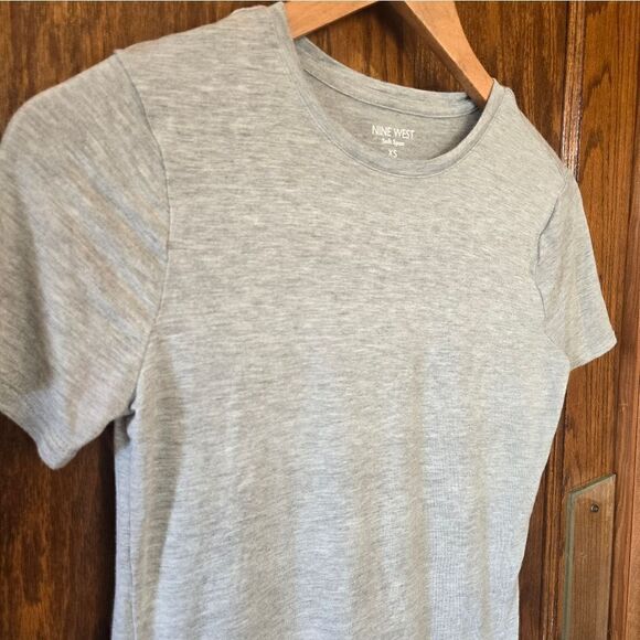 Nine West Soft Spun T Shirt Heathered Grey XSMALL - Picture 2 of 5